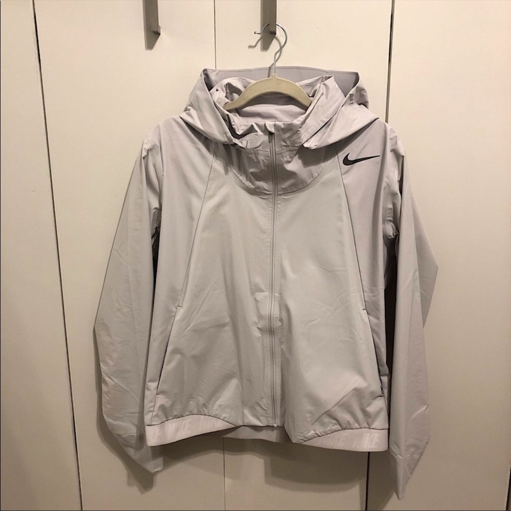 Nike Zonal Aeroshield Women’s Jacket